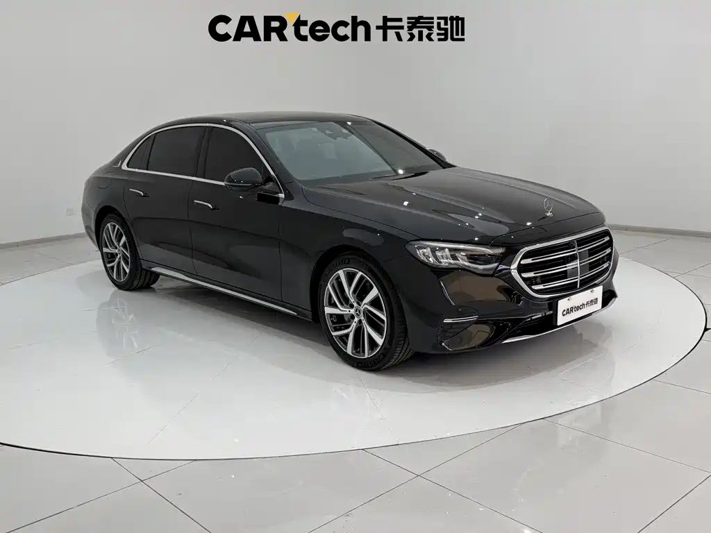 Mercedes-Benz E-Class — миниатюра 2