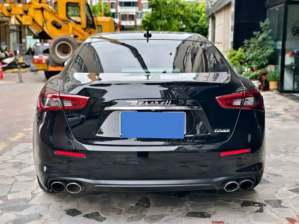 Maserati Ghibli — миниатюра 6