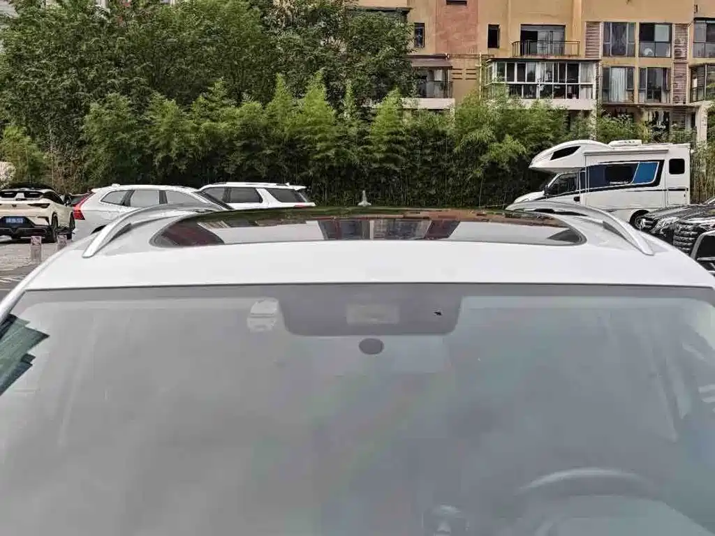 Volkswagen T-Roc — миниатюра 8