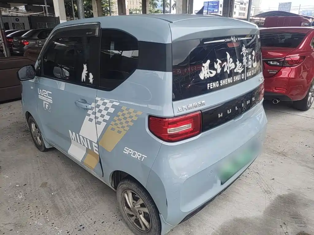 Wuling MINIEV — миниатюра 5