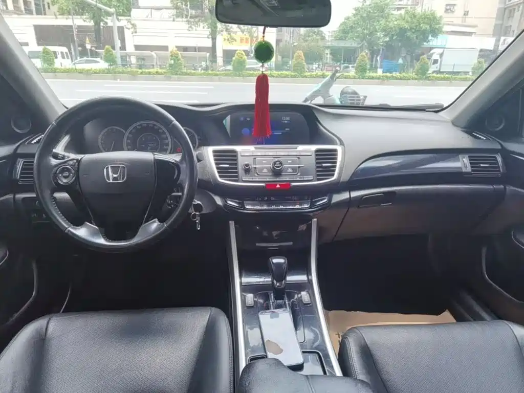 Honda Accord 2016 2.0L Elite