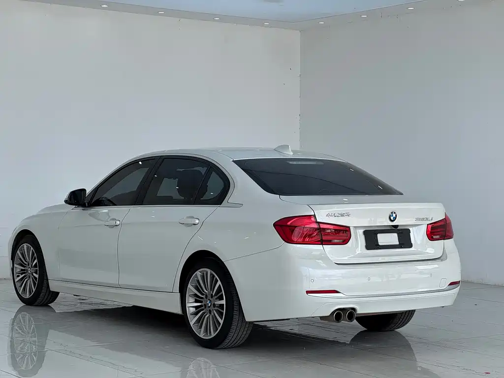 BMW 3 Series — миниатюра 17