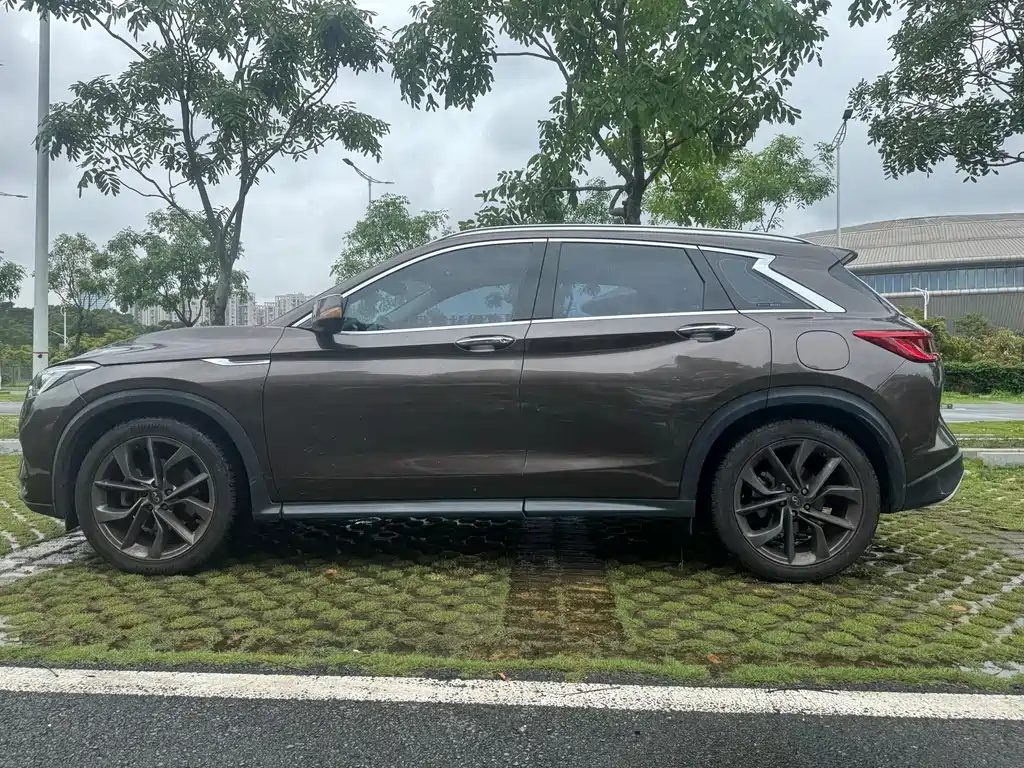 Infiniti QX50 2018 2.0T