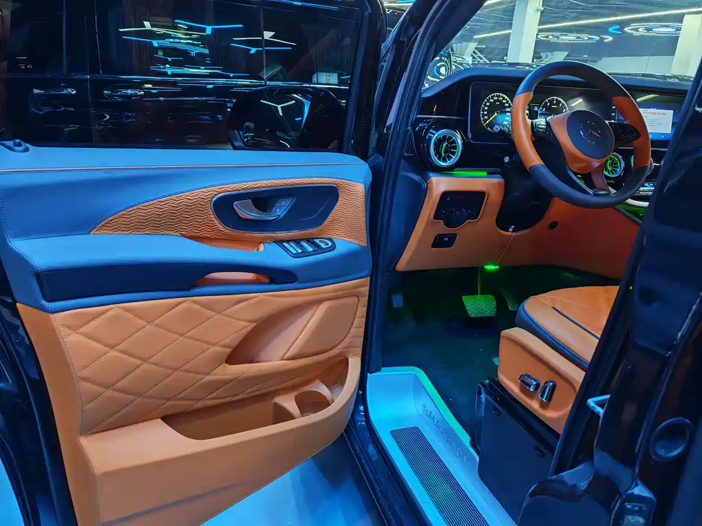 Mercedes-Benz Vito 2021 2.0T 7 мест