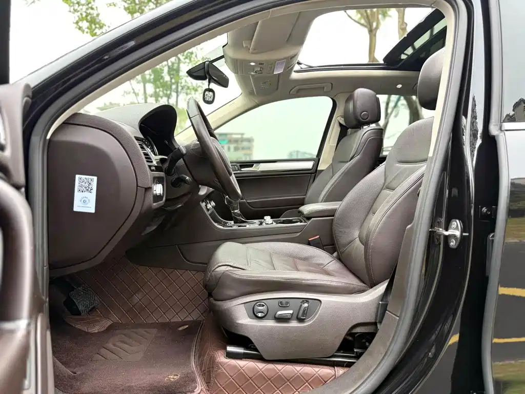 Volkswagen Touareg — миниатюра 3
