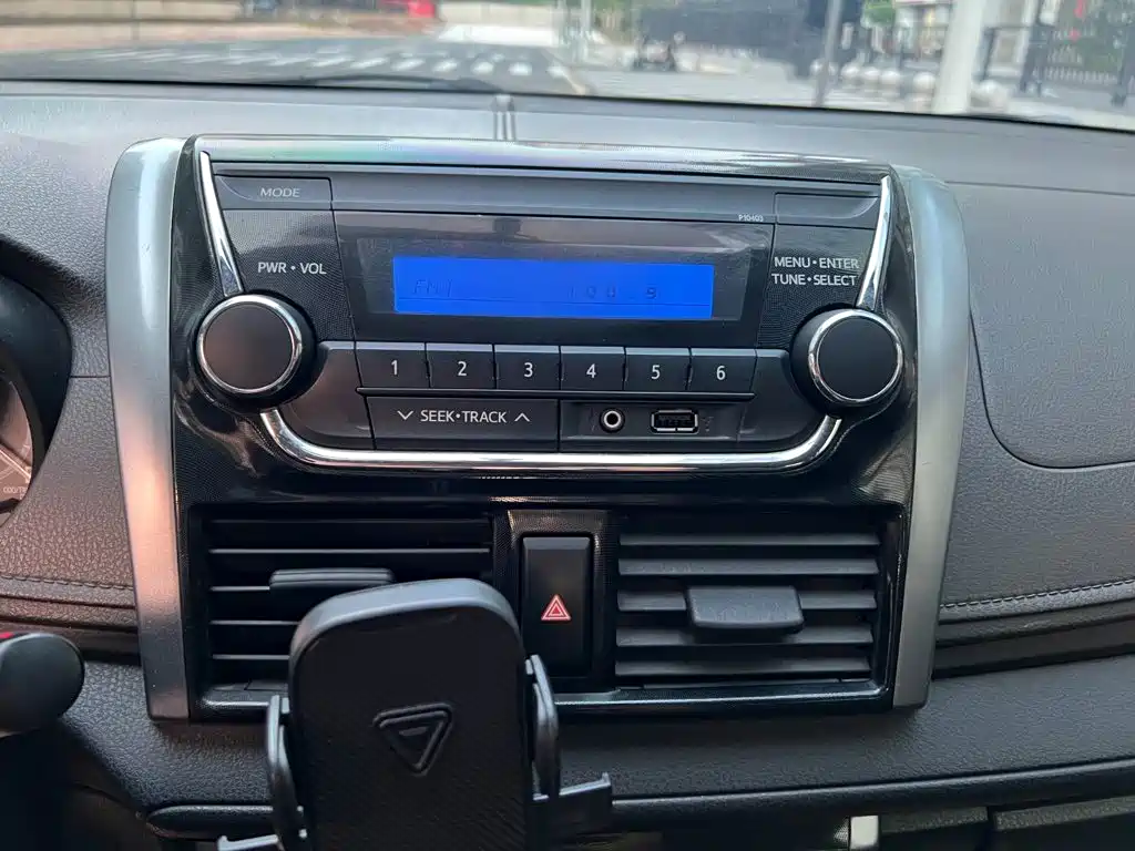 Toyota Vios — миниатюра 10