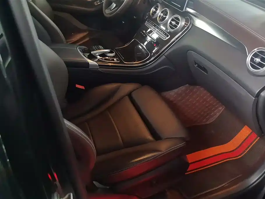 Mercedes-Benz GLC 2016 GLC 260 4MATIC