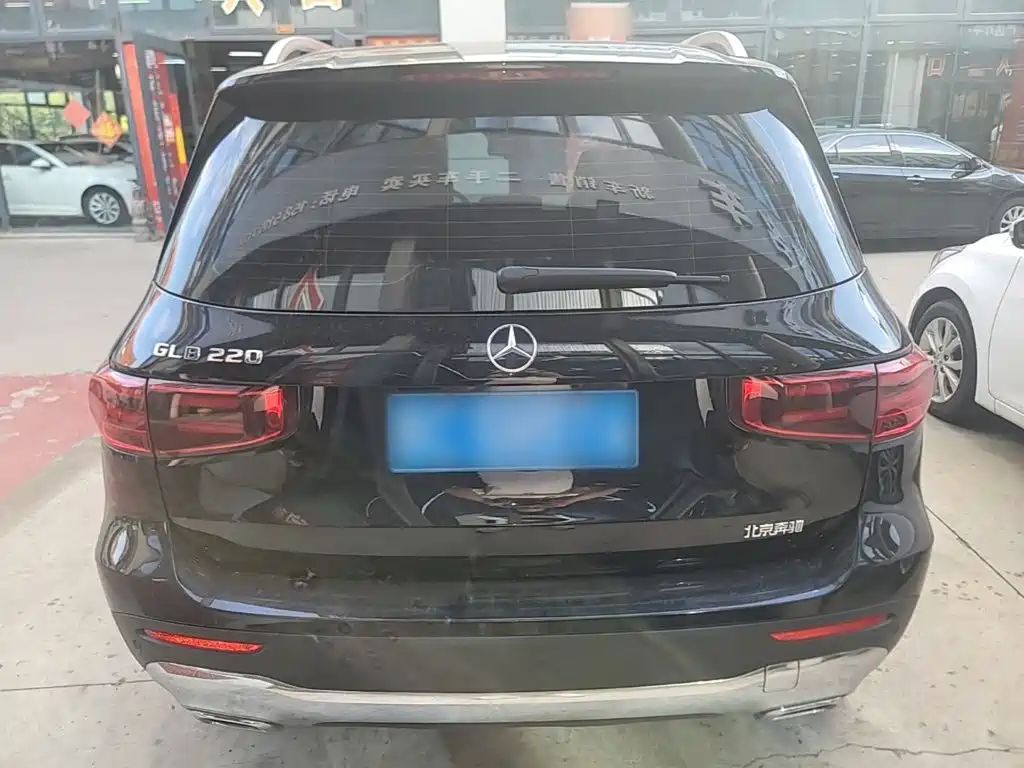 Mercedes-Benz GLB — миниатюра 6