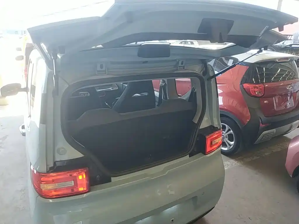 Wuling MINIEV — миниатюра 19