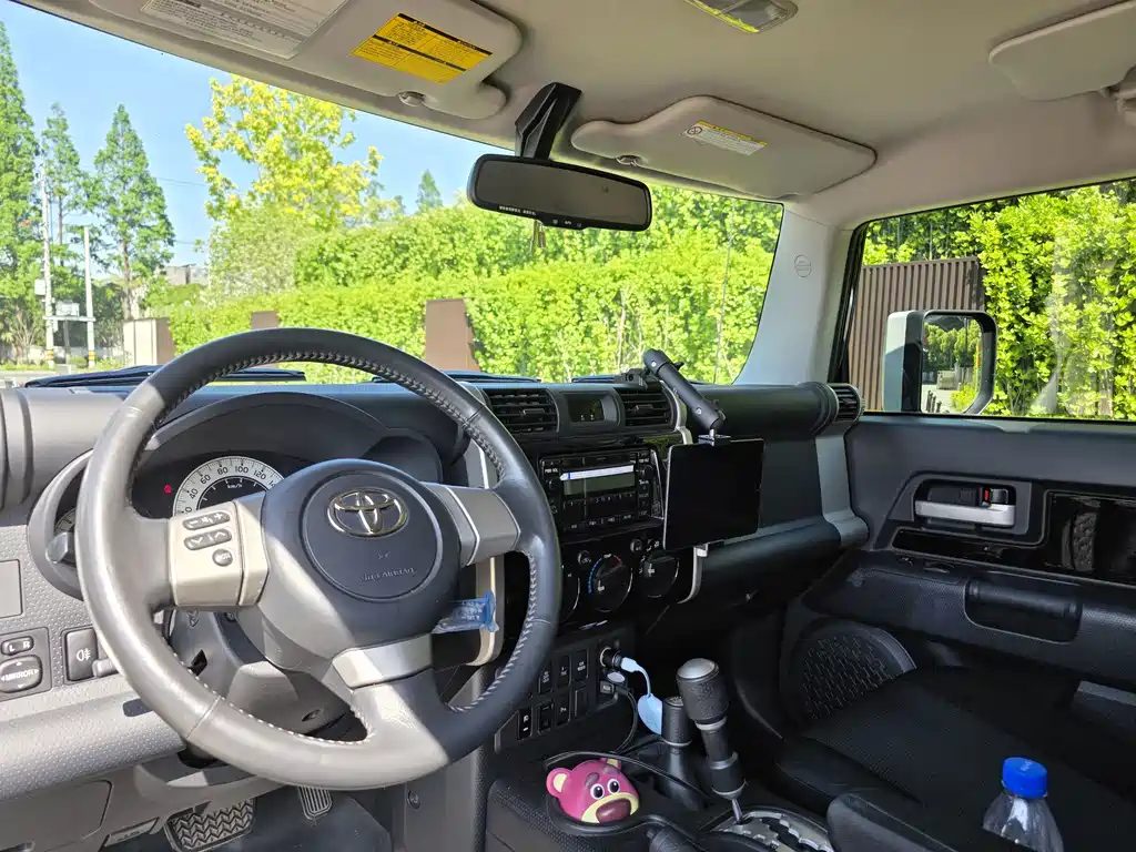 Toyota FJ Cruiser FJ 2011 4.0L