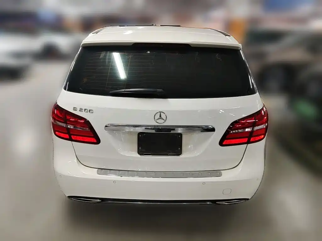 Mercedes-Benz B-Class — миниатюра 8