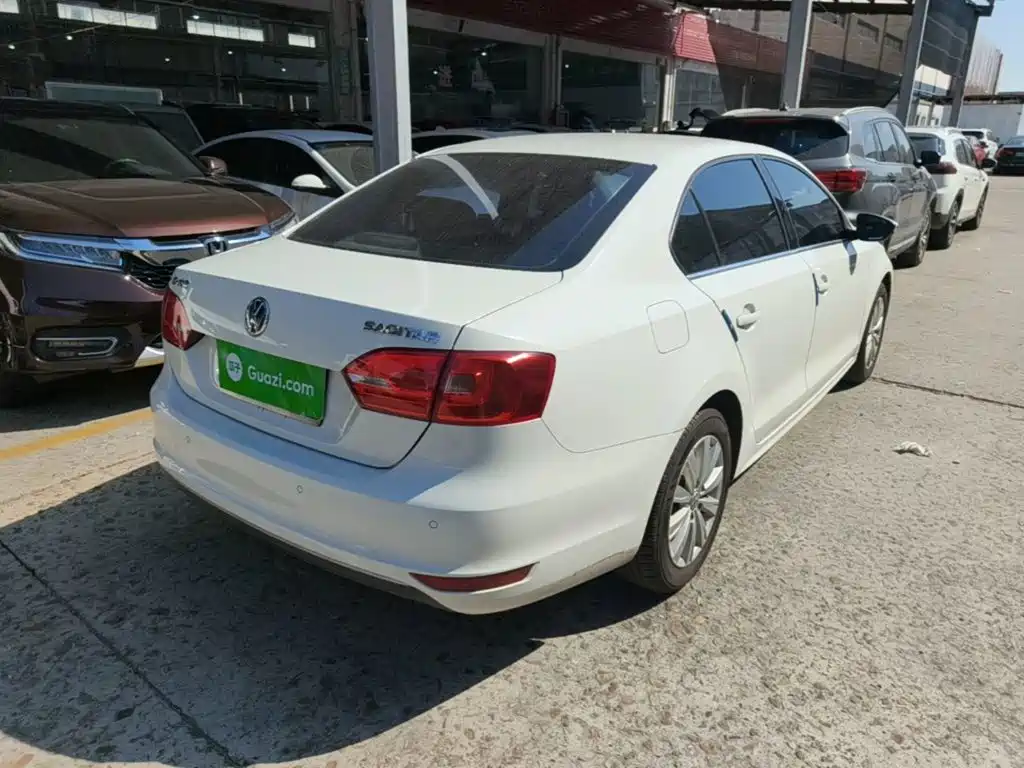 Volkswagen Sagitar — миниатюра 7