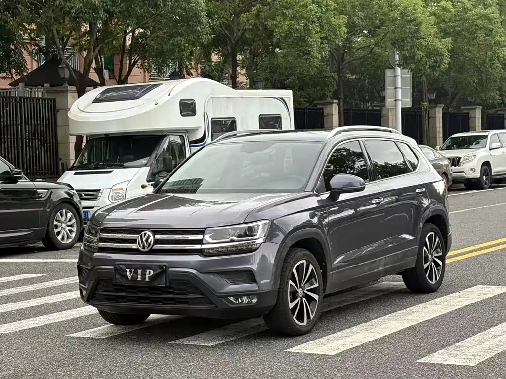 Volkswagen Tharu