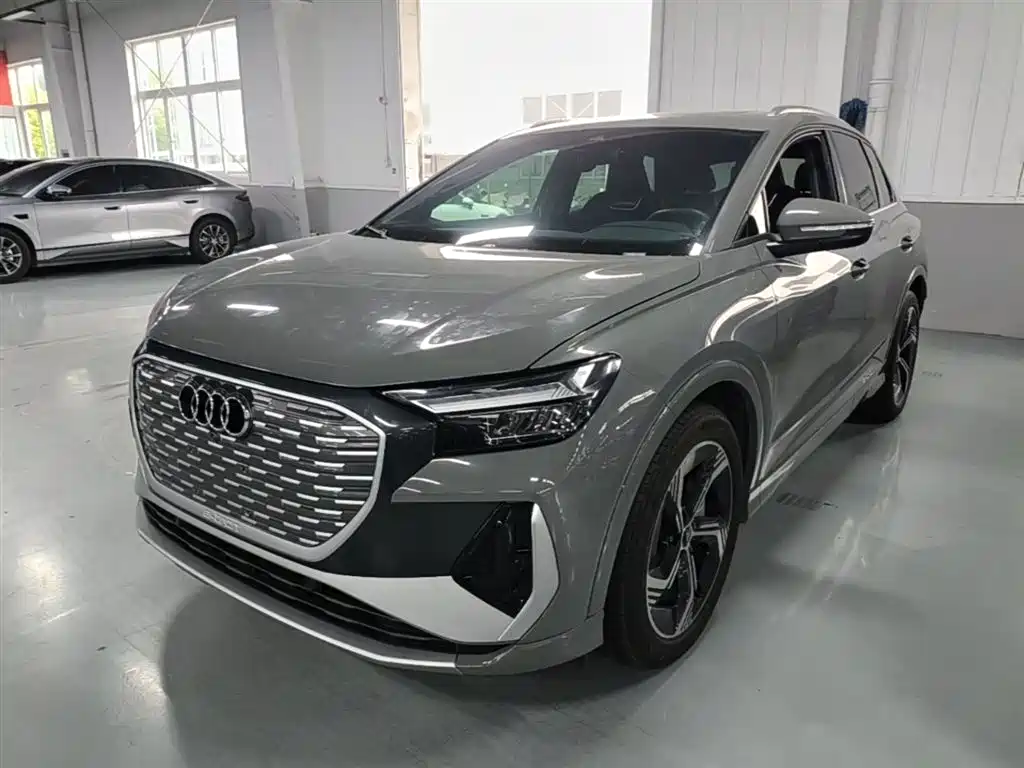 Audi Q4 e-tron 2024