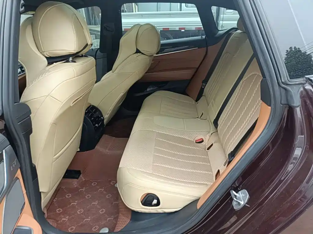 BMW 6 Series GT — миниатюра 17