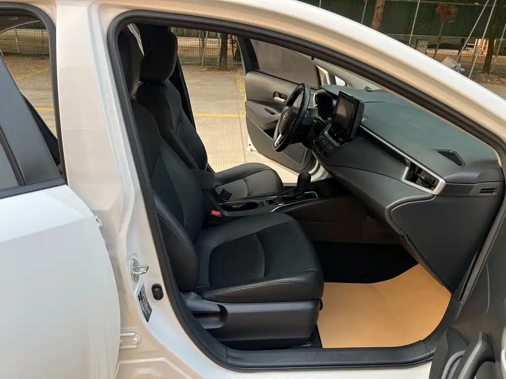 Toyota Corolla — миниатюра 8