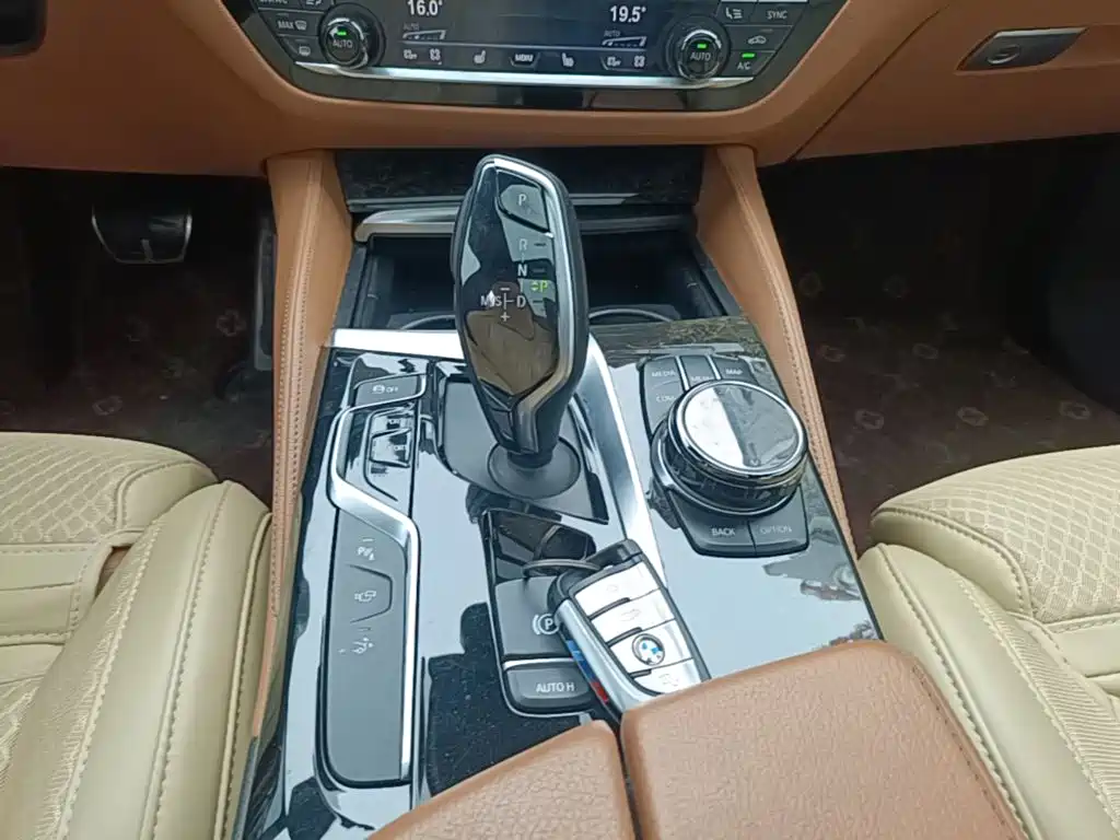 BMW 6 Series GT — миниатюра 14