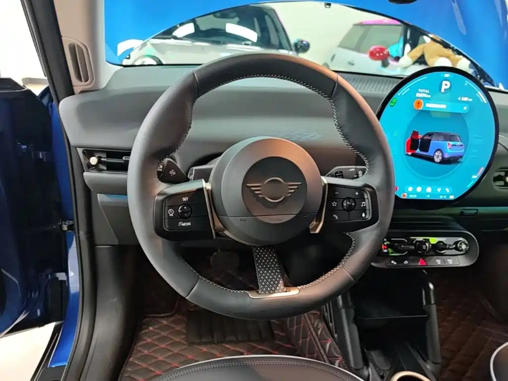 MINI MINI COOPER EV — миниатюра 11