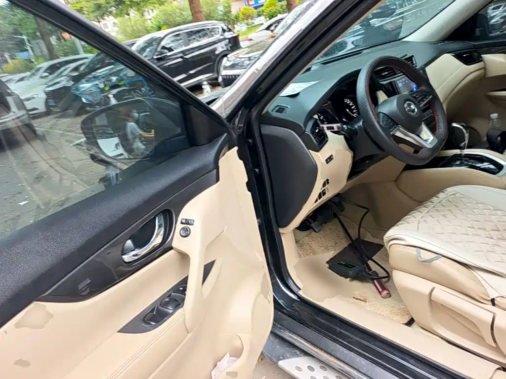 Nissan X-Trail — миниатюра 16