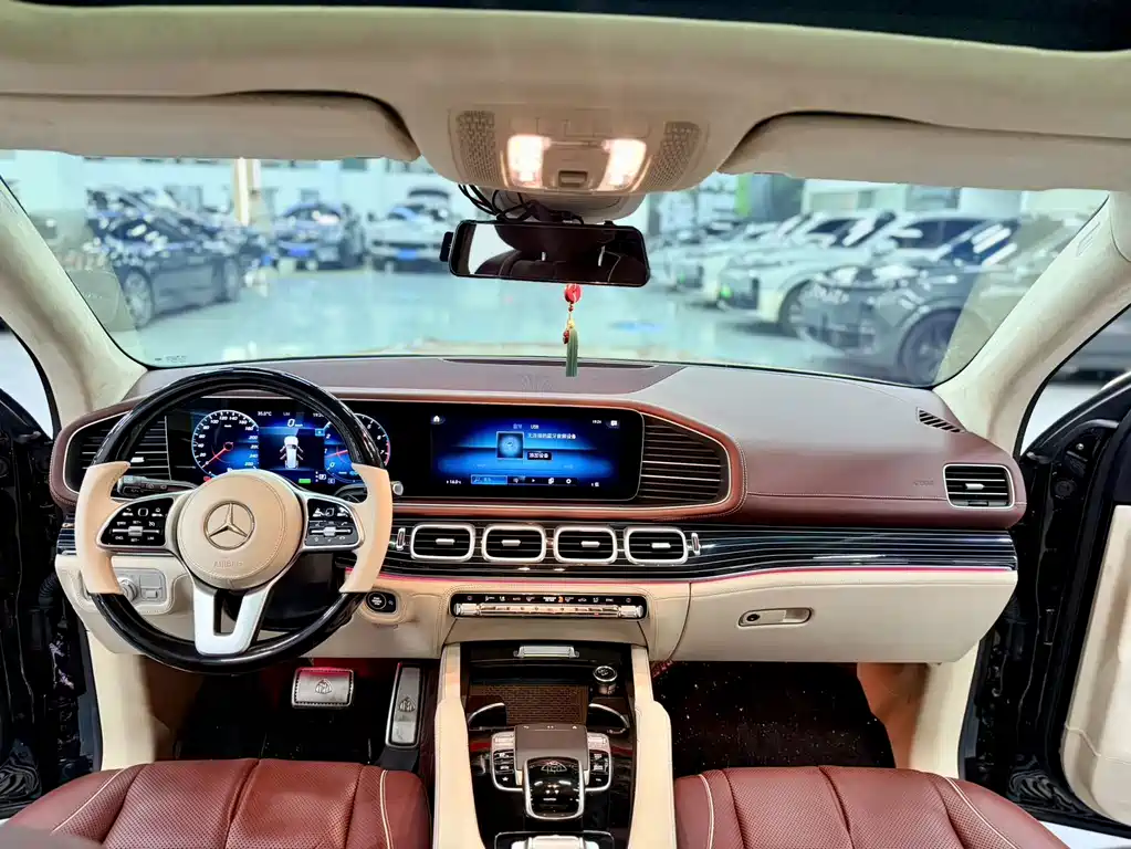 Mercedes-Benz GLE (Import) — миниатюра 12
