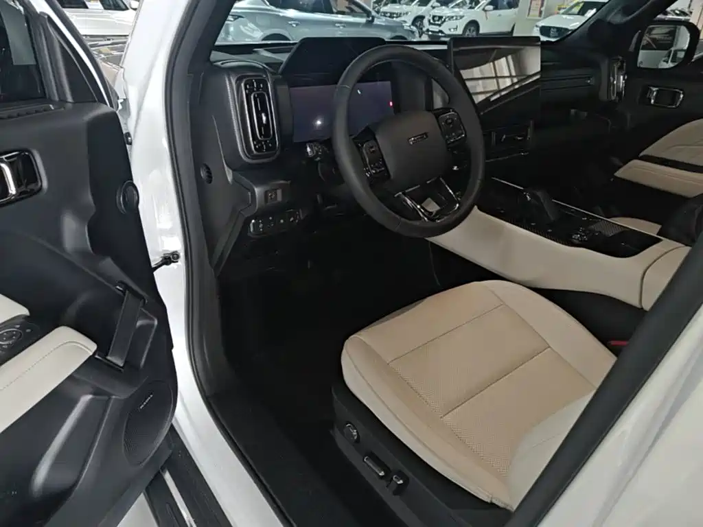 Haval Menglong New Energy — миниатюра 15