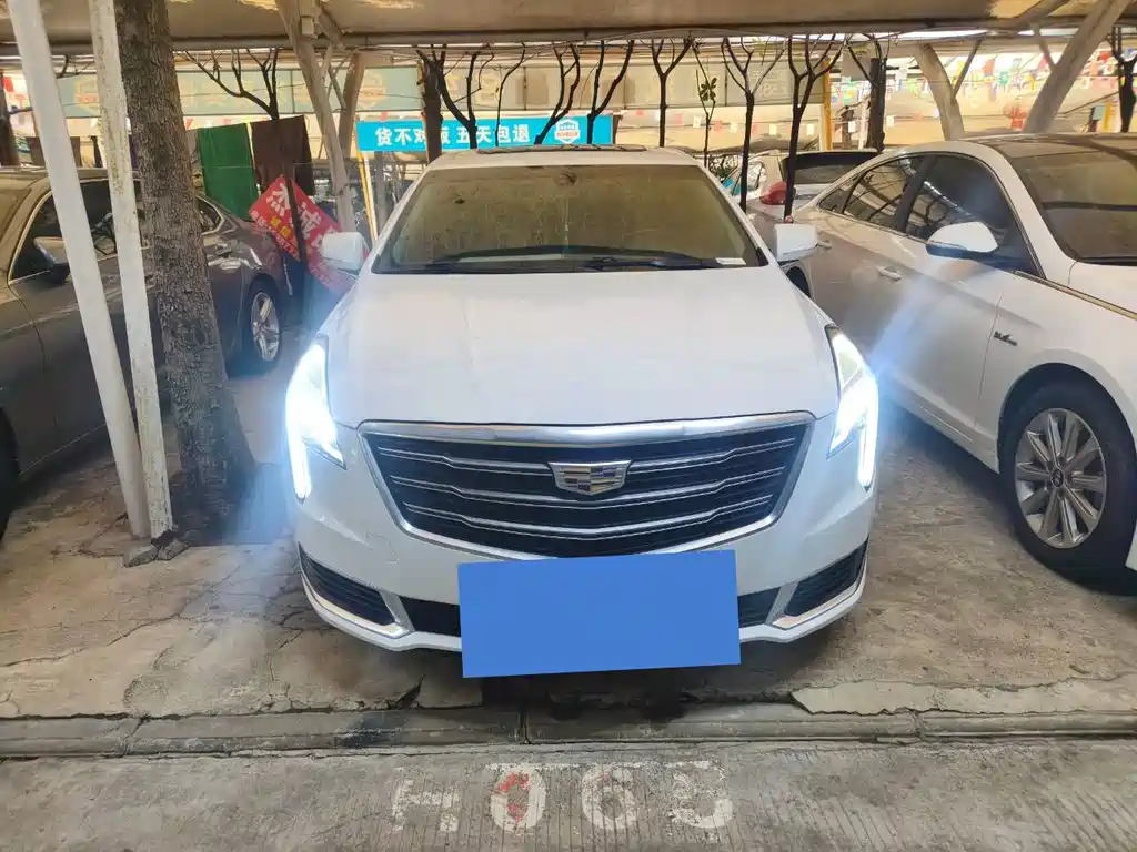 Cadillac XTS — миниатюра 2