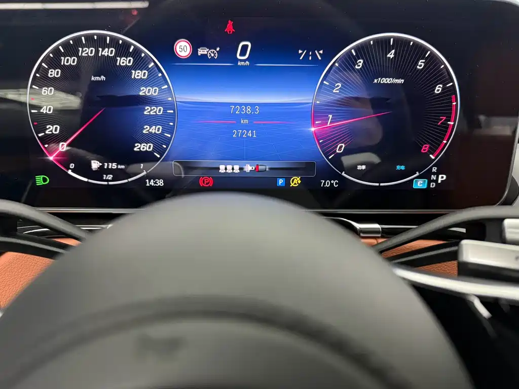 Mercedes-Benz S-Class — миниатюра 7