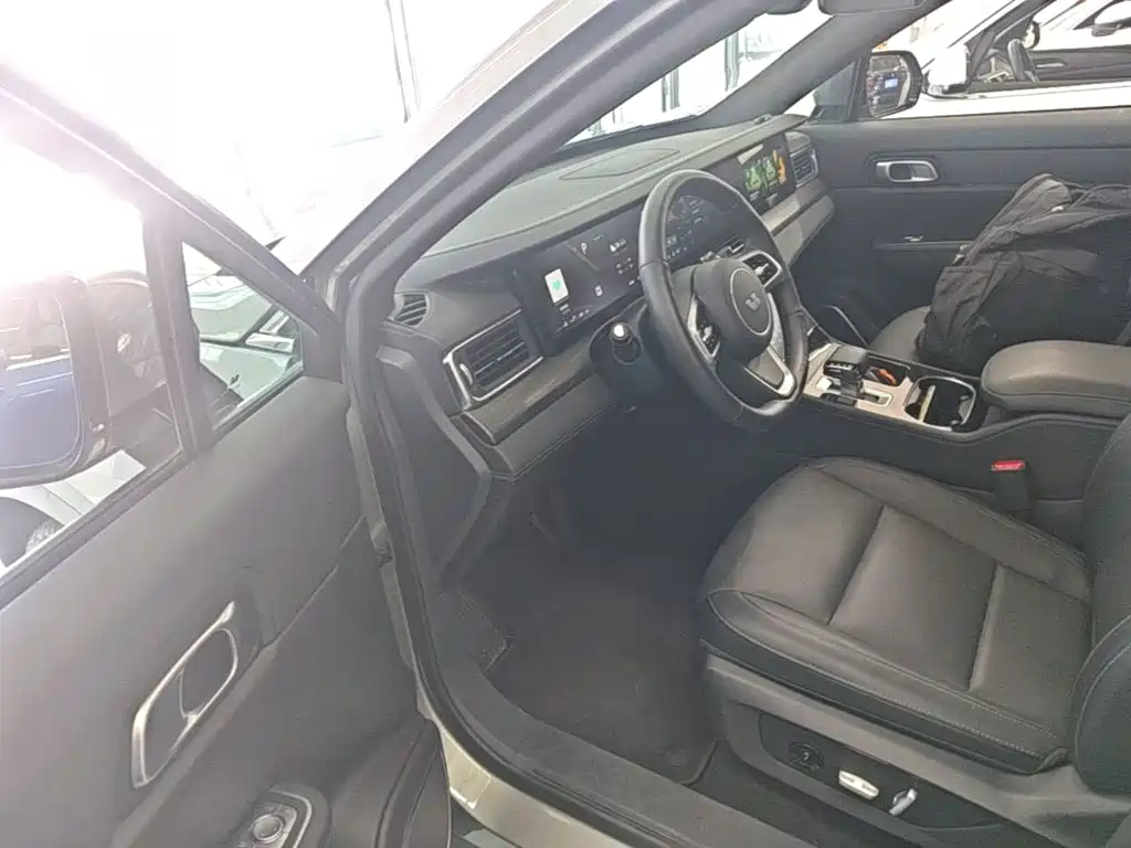 Li Auto Li ONE — миниатюра 16