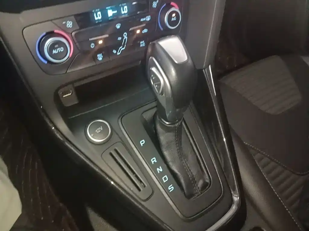Ford Focus — миниатюра 14