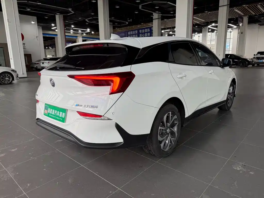 Buick Velite 6 — миниатюра 6