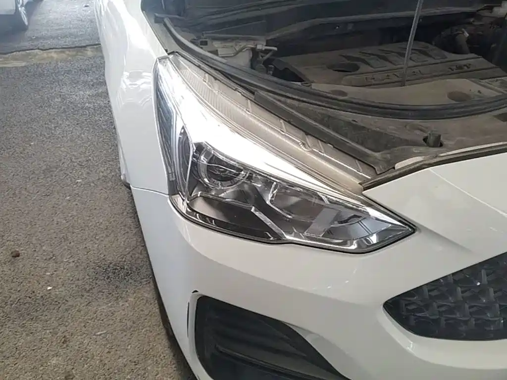 Haval M6 — миниатюра 11