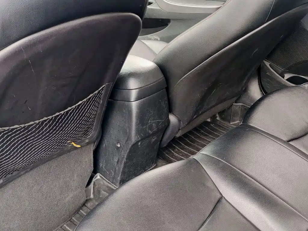 Hyundai Elantra Langdong — миниатюра 9