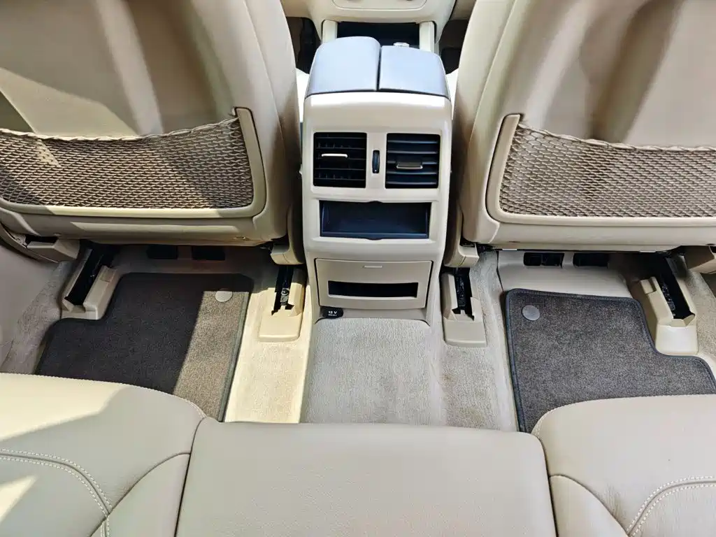 Mercedes-Benz M-Class — миниатюра 25
