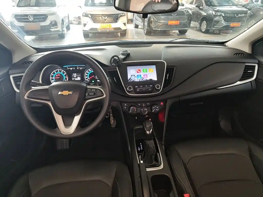 Chevrolet Cavalier — миниатюра 10