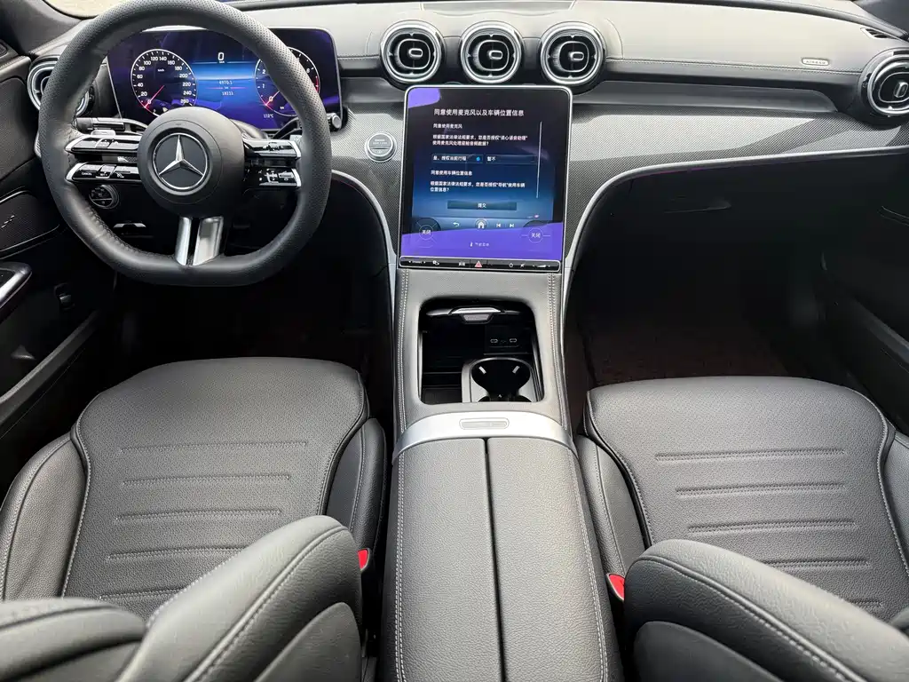 Mercedes-Benz C-Class — миниатюра 11