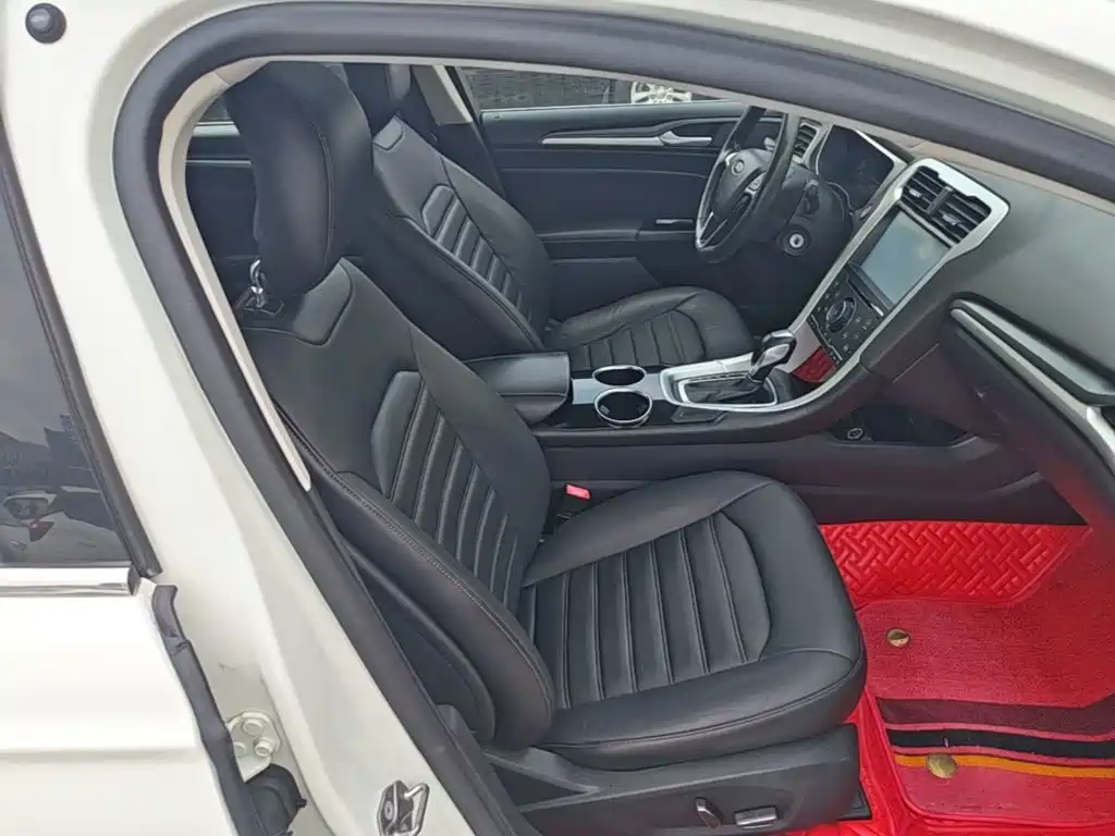 Ford Mondeo — миниатюра 25
