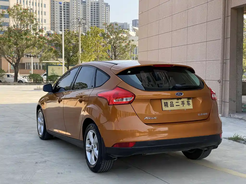 Ford Focus — миниатюра 6
