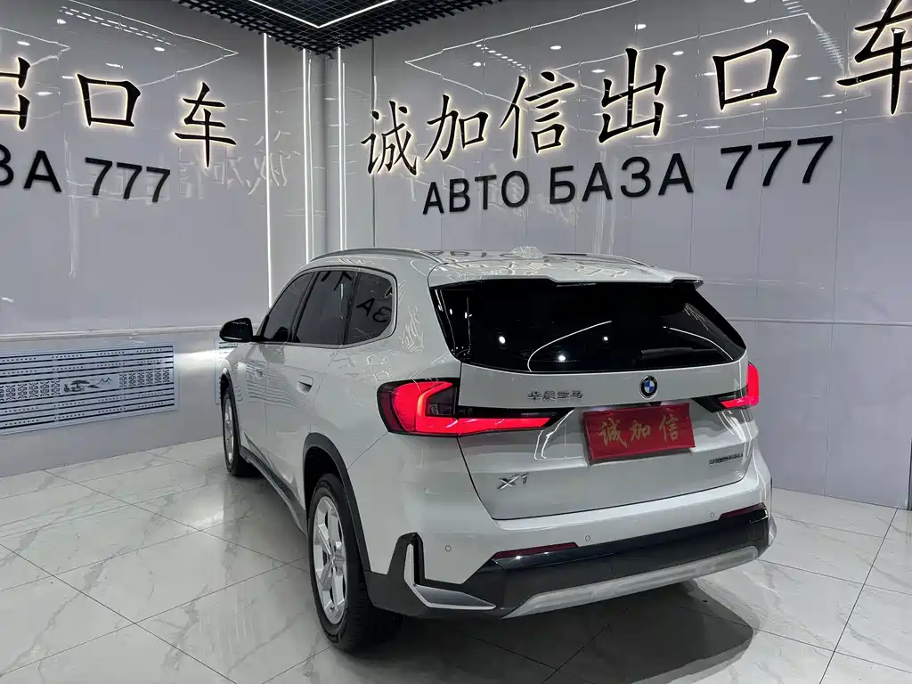 BMW X1 — миниатюра 6