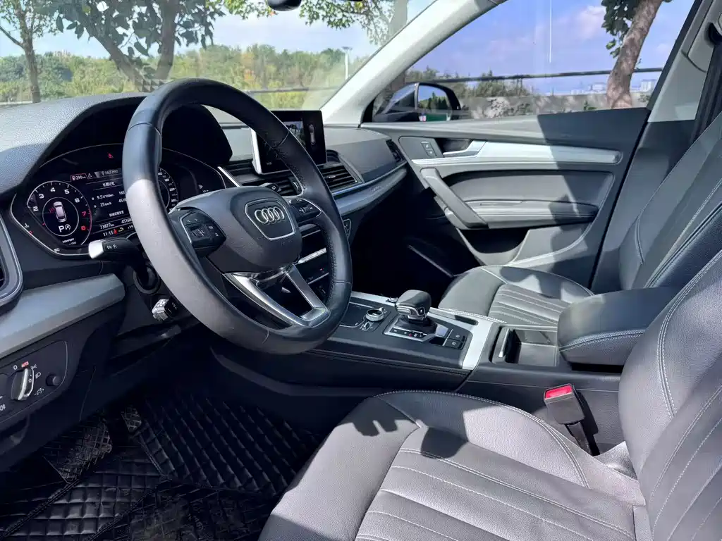 Audi Q5L — миниатюра 8