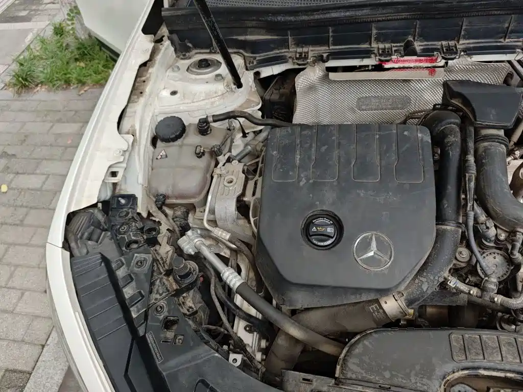 Mercedes-Benz GLB — миниатюра 19