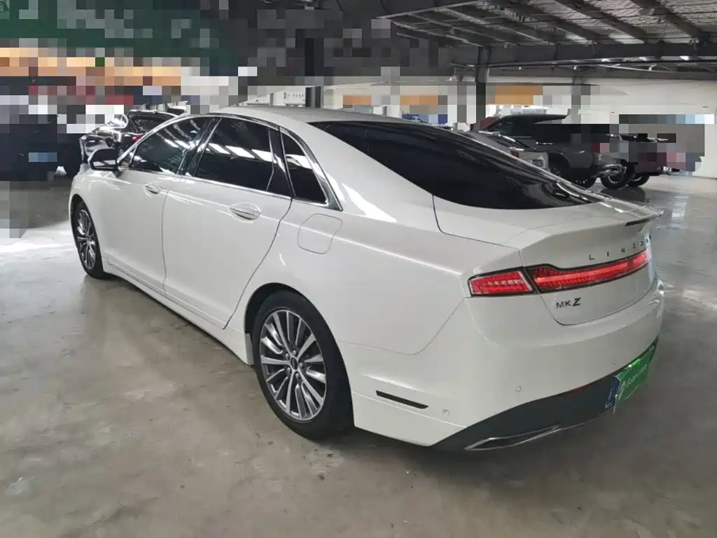 Lincoln MKZ — миниатюра 5