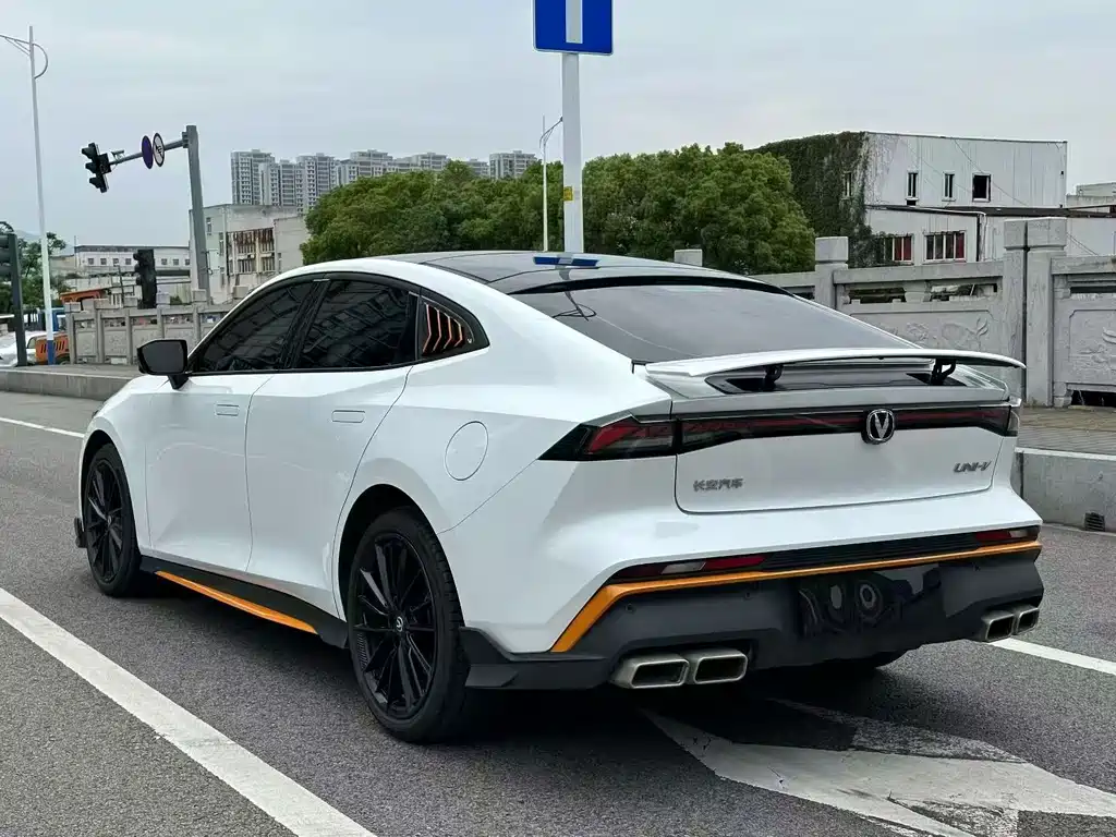 Changan UNI-V — миниатюра 7