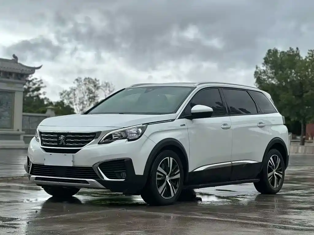 Peugeot 5008 — миниатюра 2