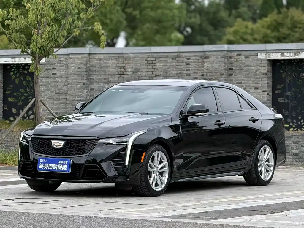 Cadillac CT4