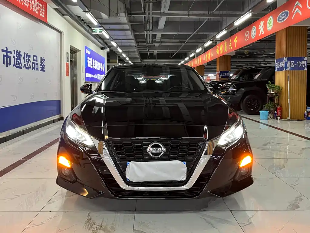 Nissan Teana 2021