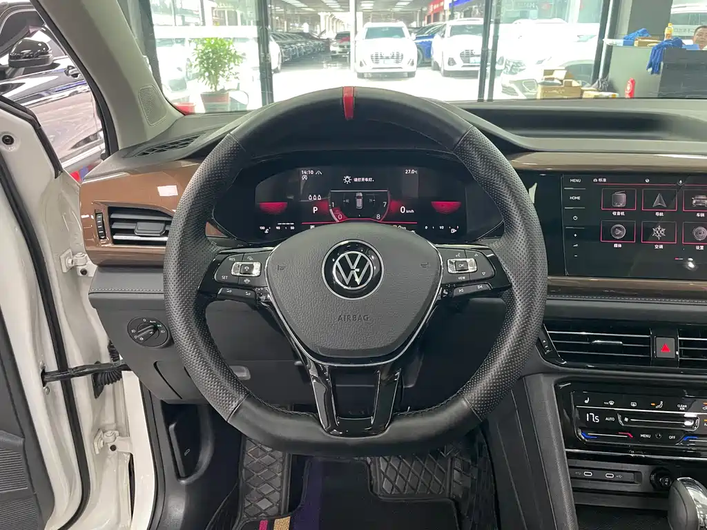 Volkswagen Tharu 2022 280TSI Luxury