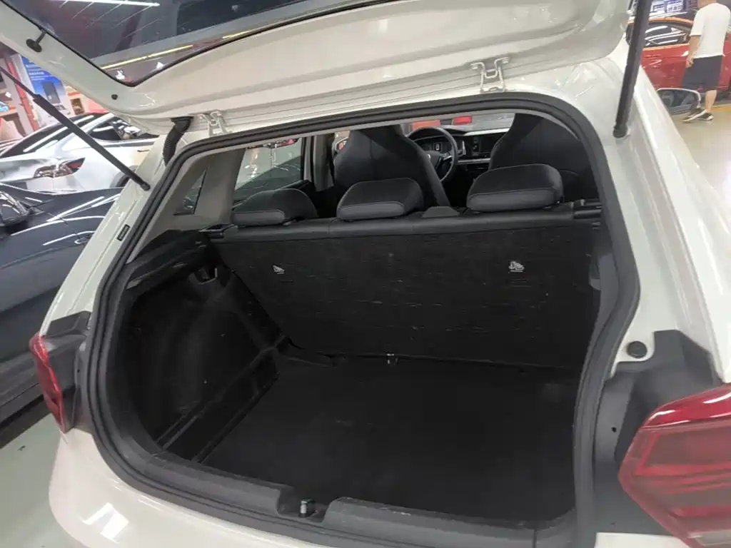 Volkswagen Polo — миниатюра 19
