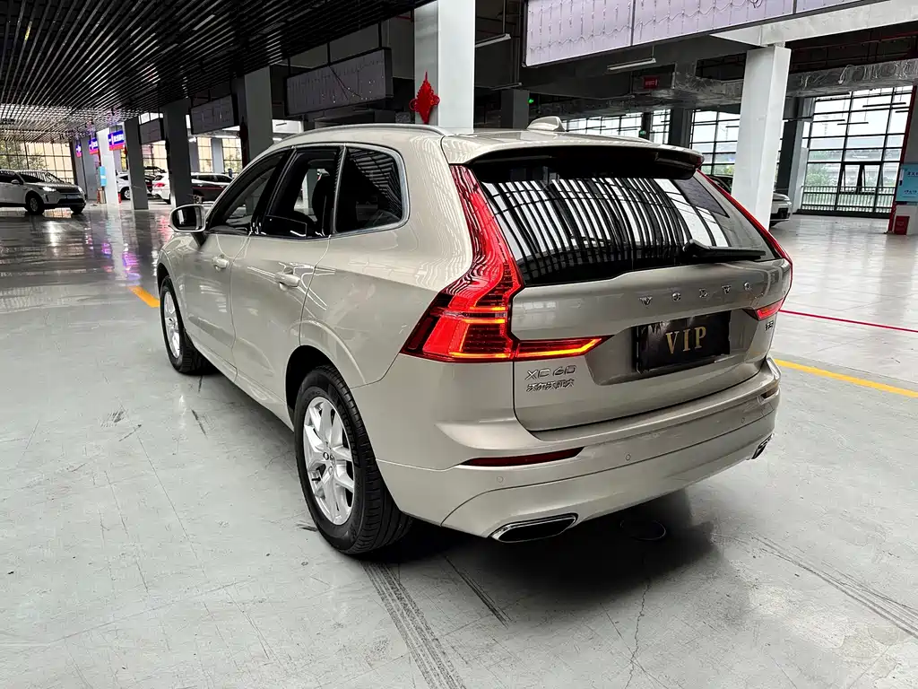 Volvo XC60 — миниатюра 5