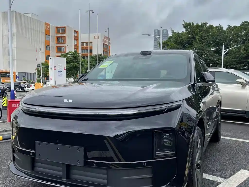 Li Auto Li L6 2026