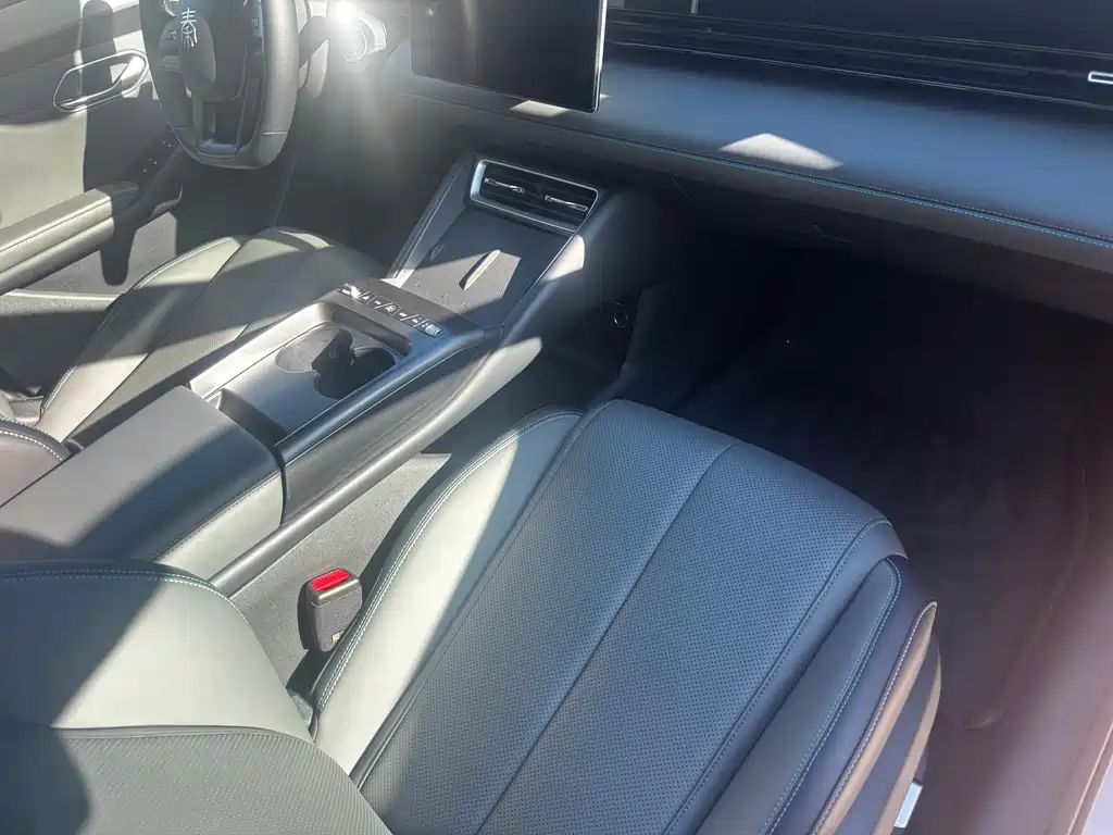 BYD Qin L — миниатюра 5